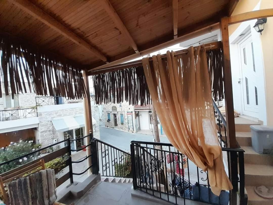 Chalkidιό Apartment Pitsidia Exterior photo